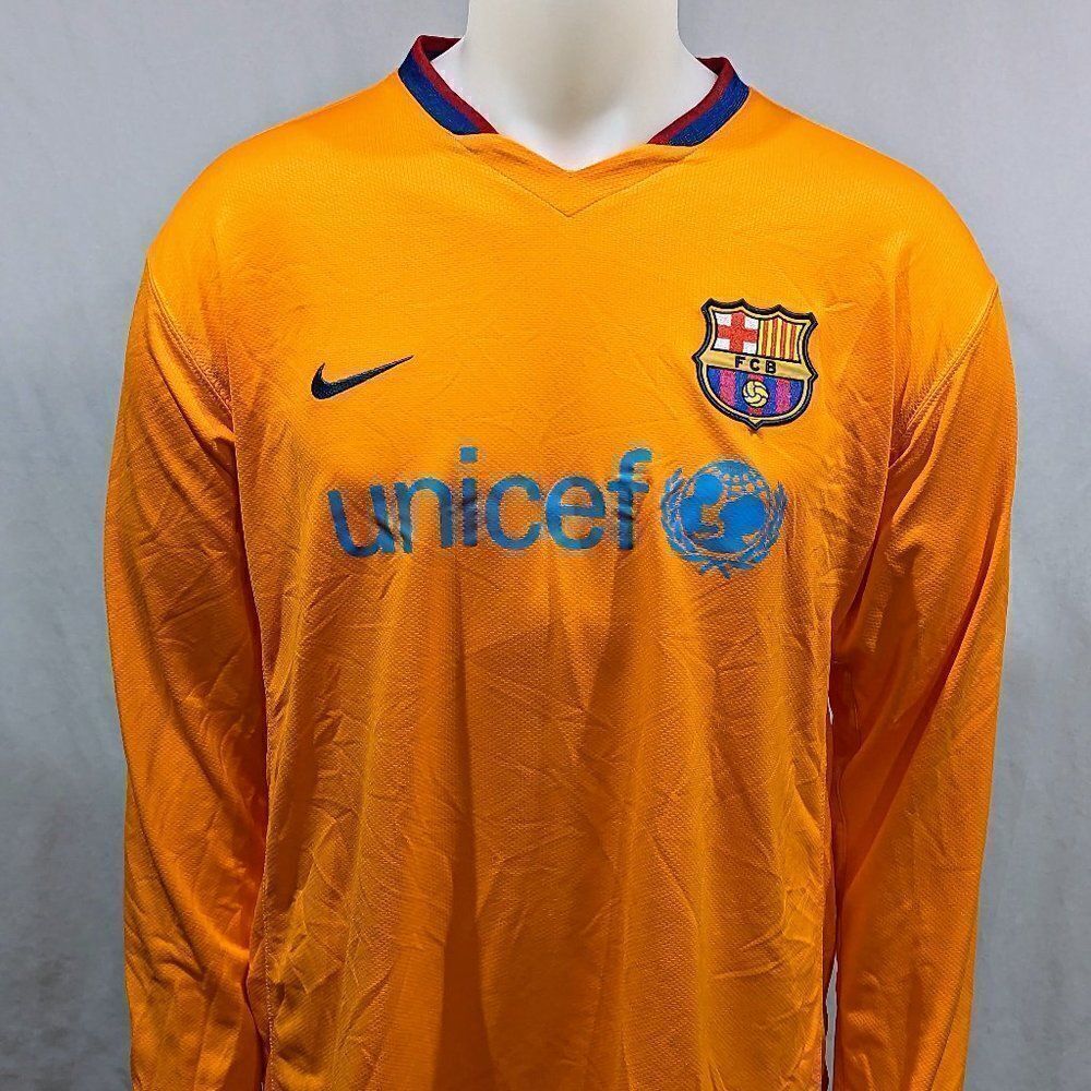‎Vintage Nike Long sleeve Barcelona Jersey